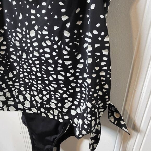 Maxine One Piece Swimsuit  - Picture 6 of 11